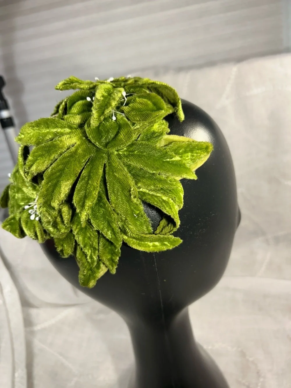 Vintage floral flower headpiece halo piece - Picture 4 of 9